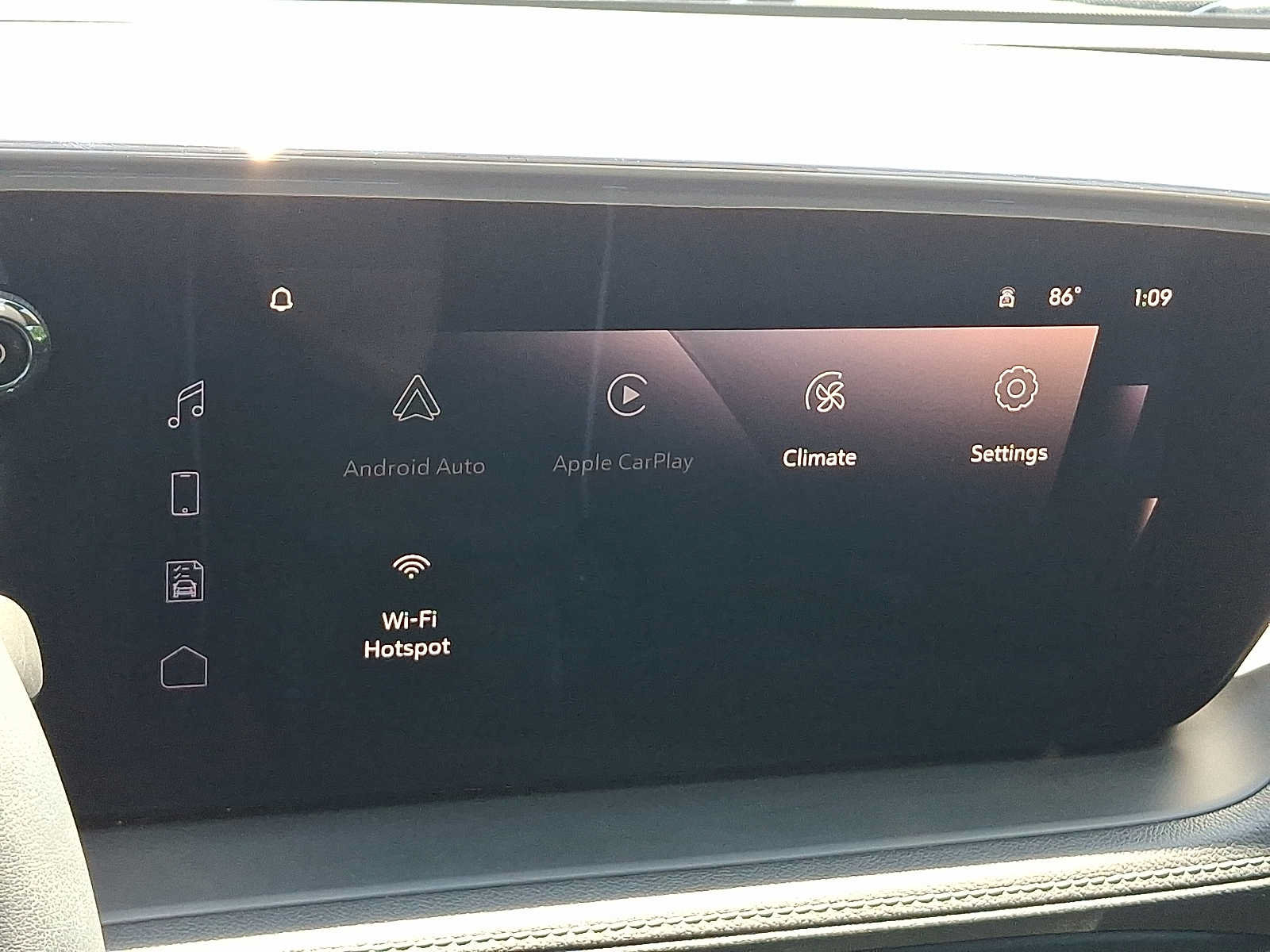 Used 2024 Buick Encore GX Avenir w/ Avenir Convenience Package AWD/4WD image 17