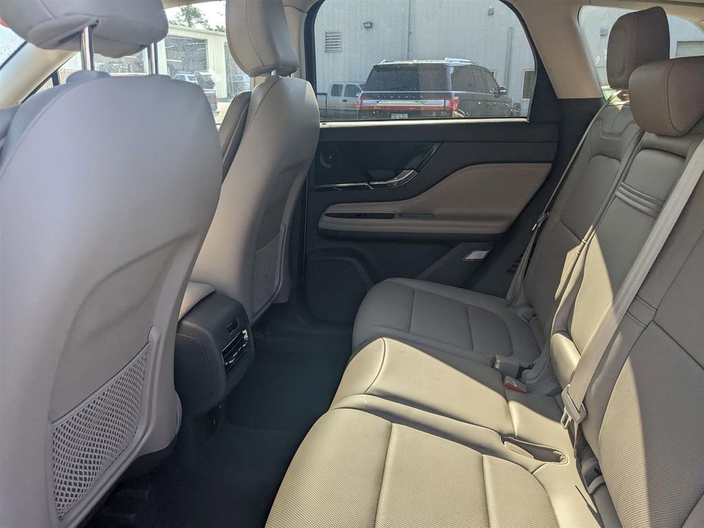 Certified 2021 Lincoln Corsair Reserve w/ Elements Package image 13