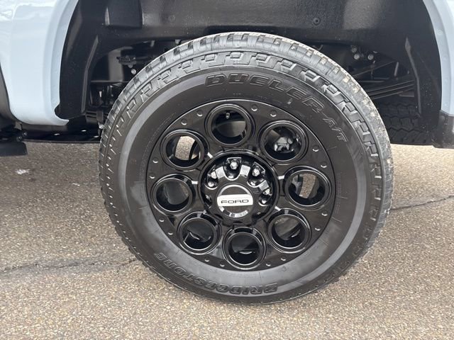 New 2026 Ford F250 Lariat w/ Black Appearance Package image 12