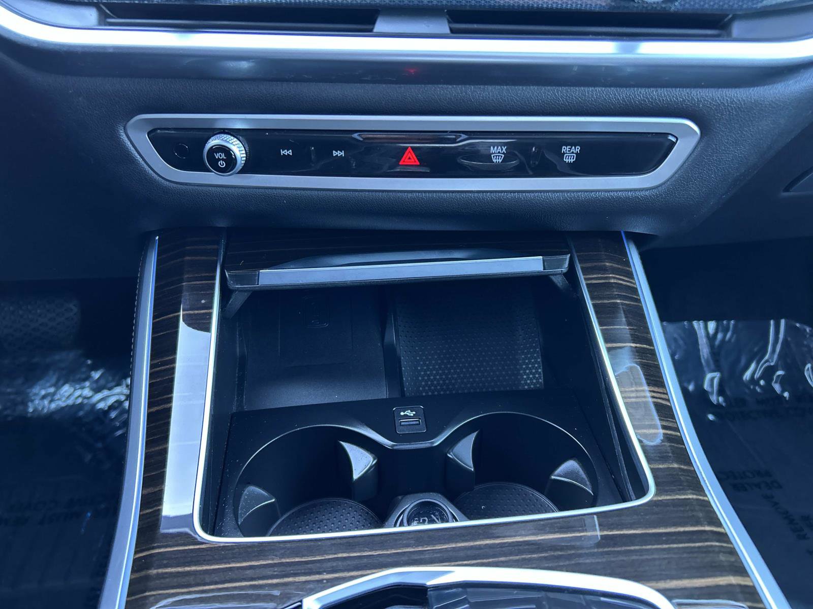 Used 2025 BMW X5 xDrive50e image 30