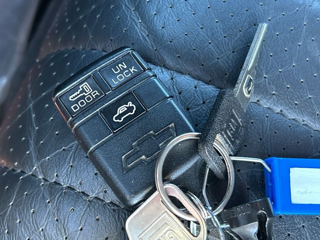 Used 1995 Chevrolet Monte Carlo Z34 FWD image 32