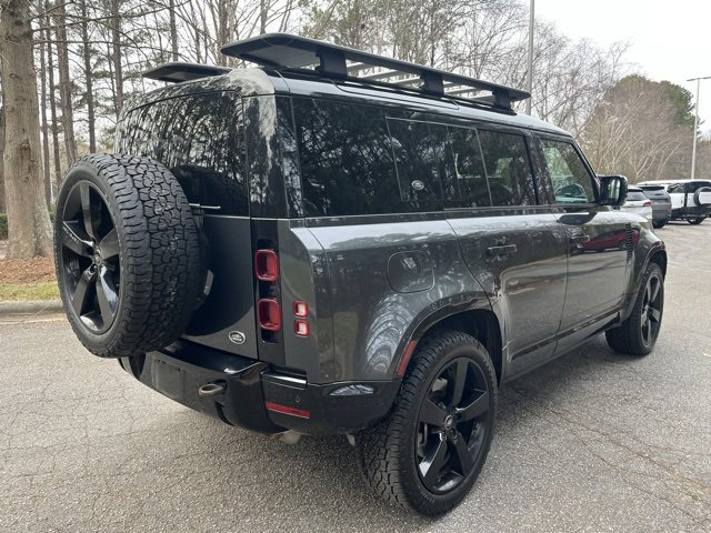 Certified 2023 Land Rover Defender 110 X-Dynamic SE image 9