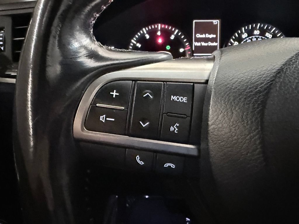 Used 2016 Lexus LX 570 4WD image 24