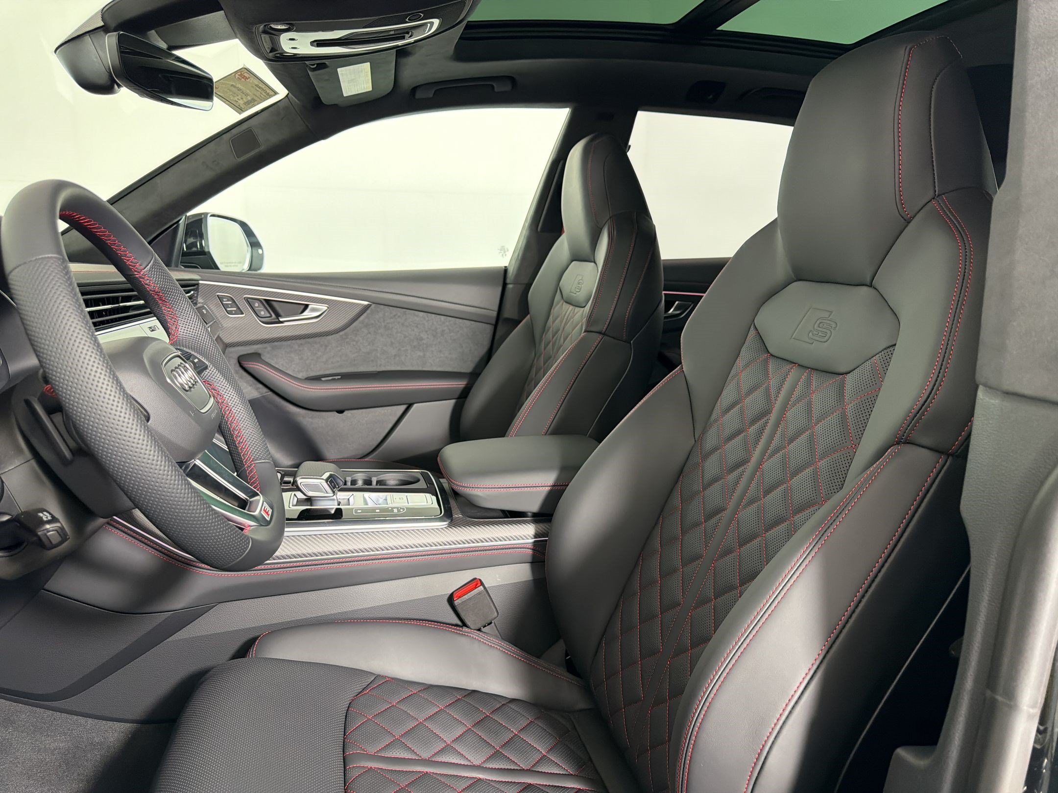 New 2026 Audi SQ8 Prestige AWD/4WD image 4