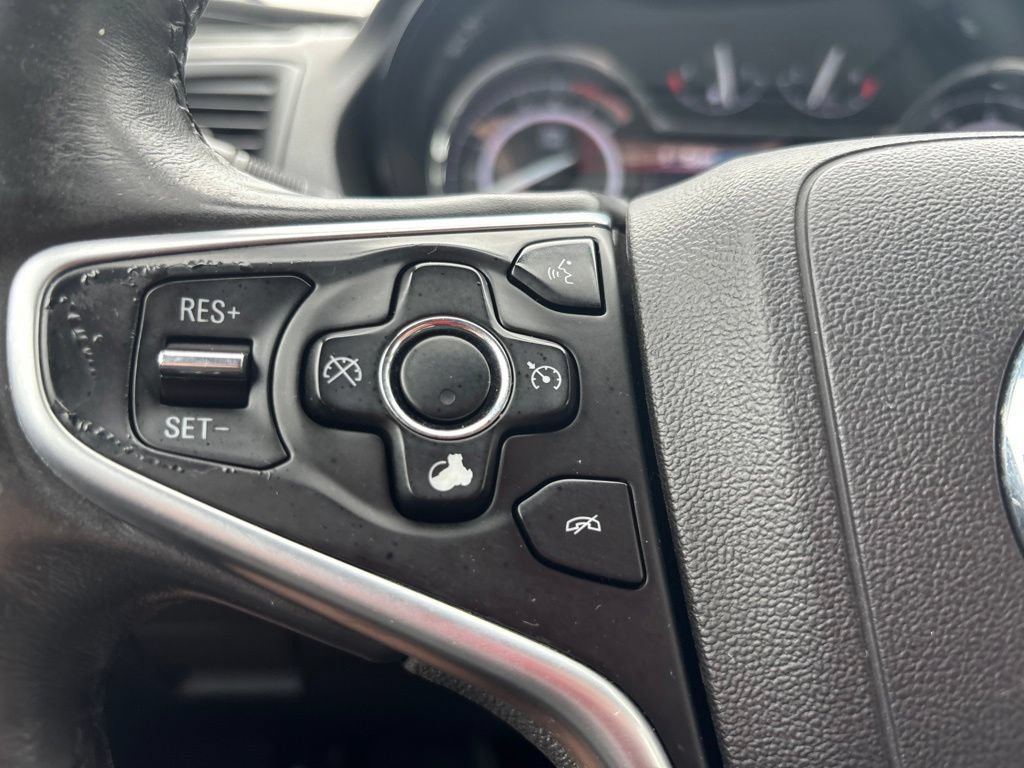 Used 2015 Buick Regal Premium w/ Experience Buick Package FWD image 20