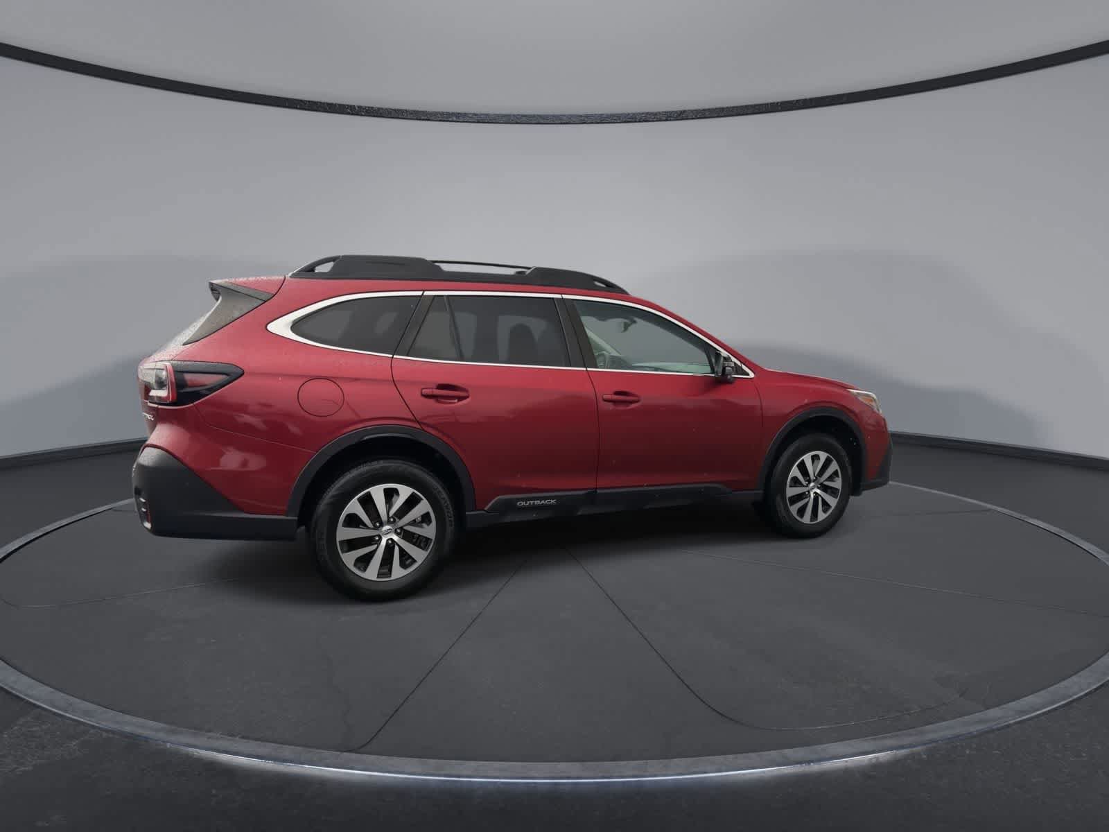 Used 2021 Subaru Outback Premium image 8