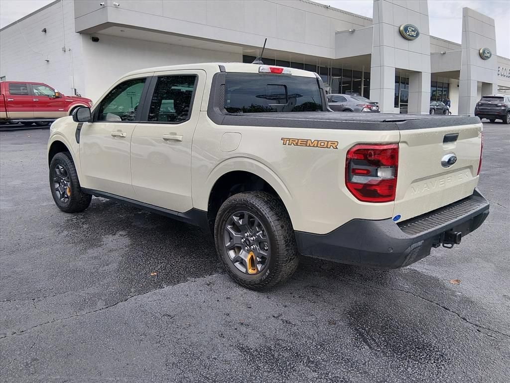 Certified 2024 Ford Maverick Tremor w/ Tremor Off-Road Package AWD/4WD image 6