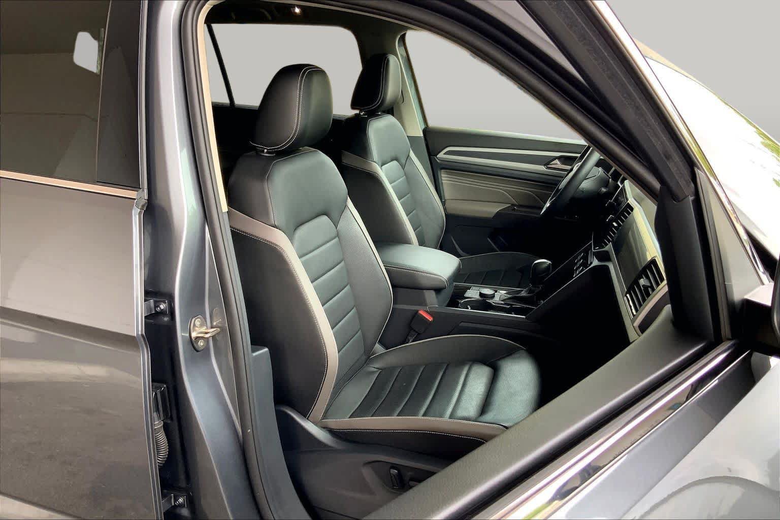 Used 2023 Volkswagen Atlas SEL Premium AWD/4WD image 9