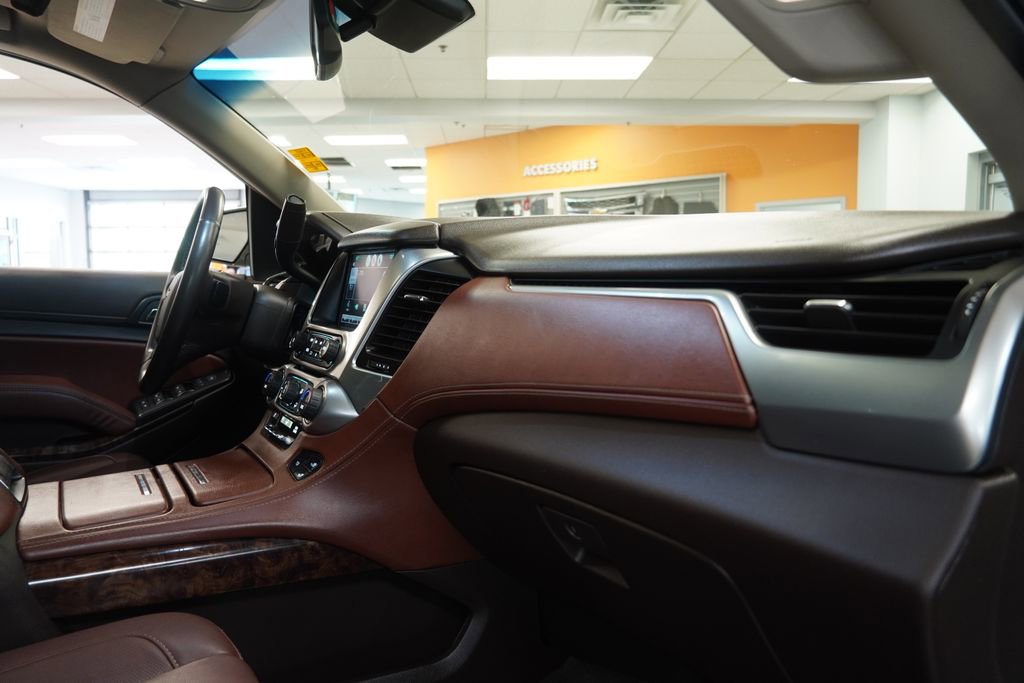 Used 2015 Chevrolet Tahoe LTZ AWD/4WD image 30