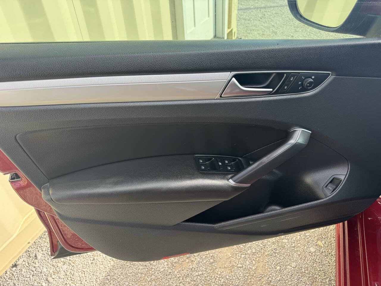 Used 2019 Volkswagen Passat 2.0T Wolfsburg w/ Wheels & Sunroof Package FWD image 8