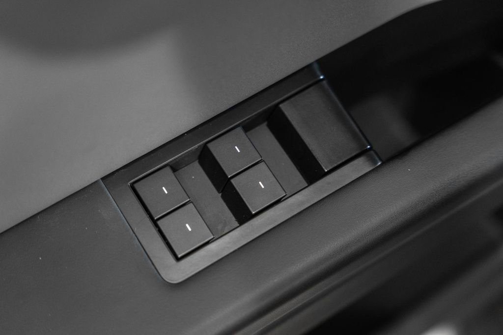 Used 2024 Tesla Cybertruck AWD Crew Cab image 44