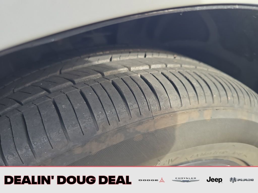 Used 2022 Chrysler 300 Touring L w/ Popular Equipment Group image 23