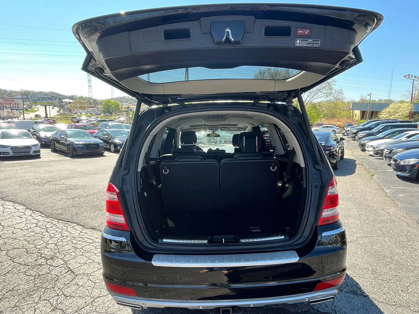 Used 2011 Mercedes-Benz GL 450 4MATIC image 19