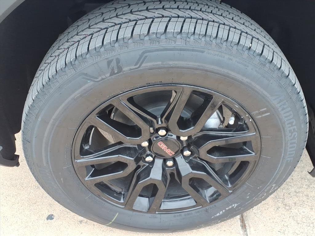 New 2026 GMC Sierra 1500 Elevation image 9