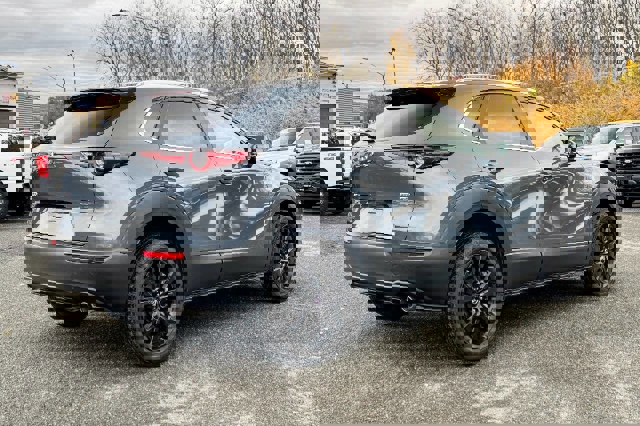 Used 2023 MAZDA CX-30 AWD 2.5 S w/ Preferred Package image 3