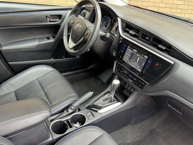 Used 2018 Toyota Corolla XSE image 12