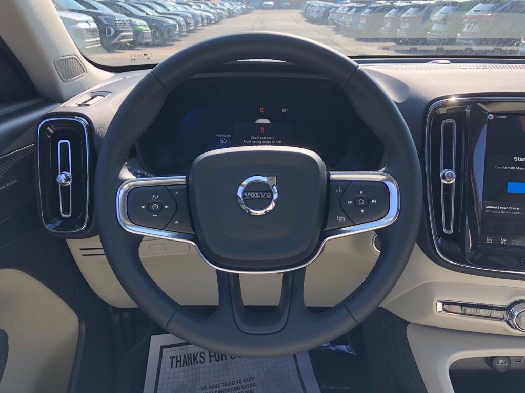 New 2026 Volvo XC40 B5 Ultra w/ Protection Package Premier AWD/4WD image 18