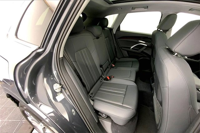 New 2025 Audi Q5 Premium image 10