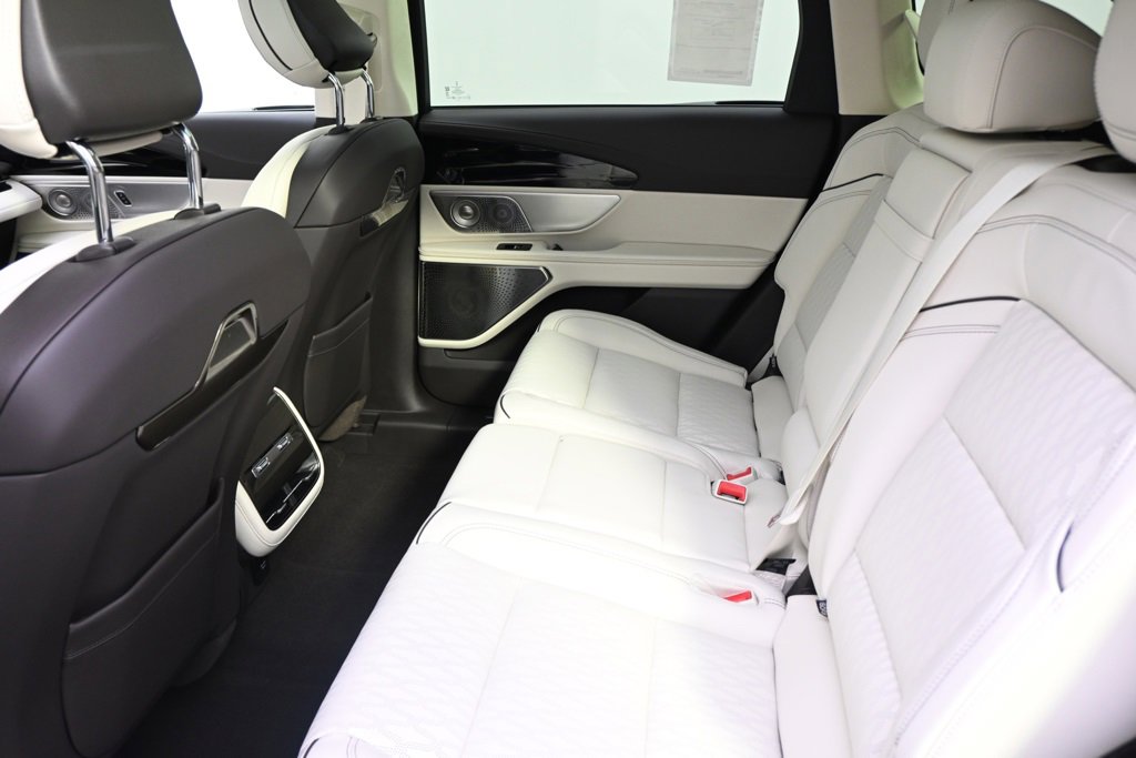 New 2026 Lincoln Nautilus Black Label image 21