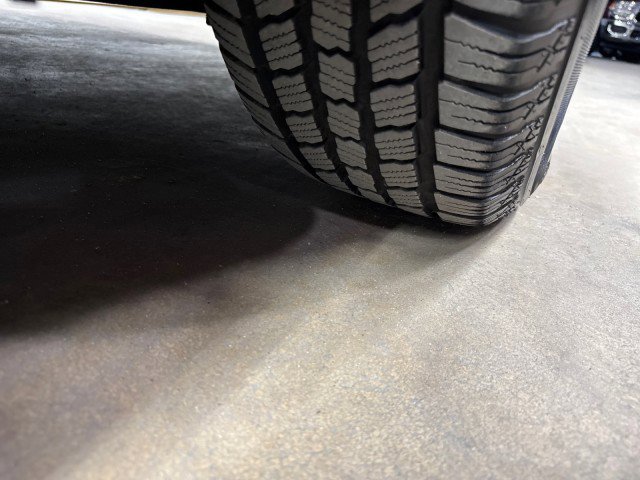 Used 2023 Chrysler Voyager LX image 50