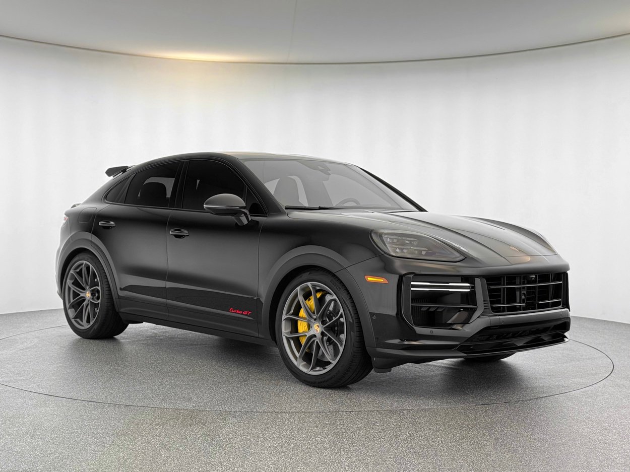 Used 2024 Porsche Cayenne Turbo GT image 7