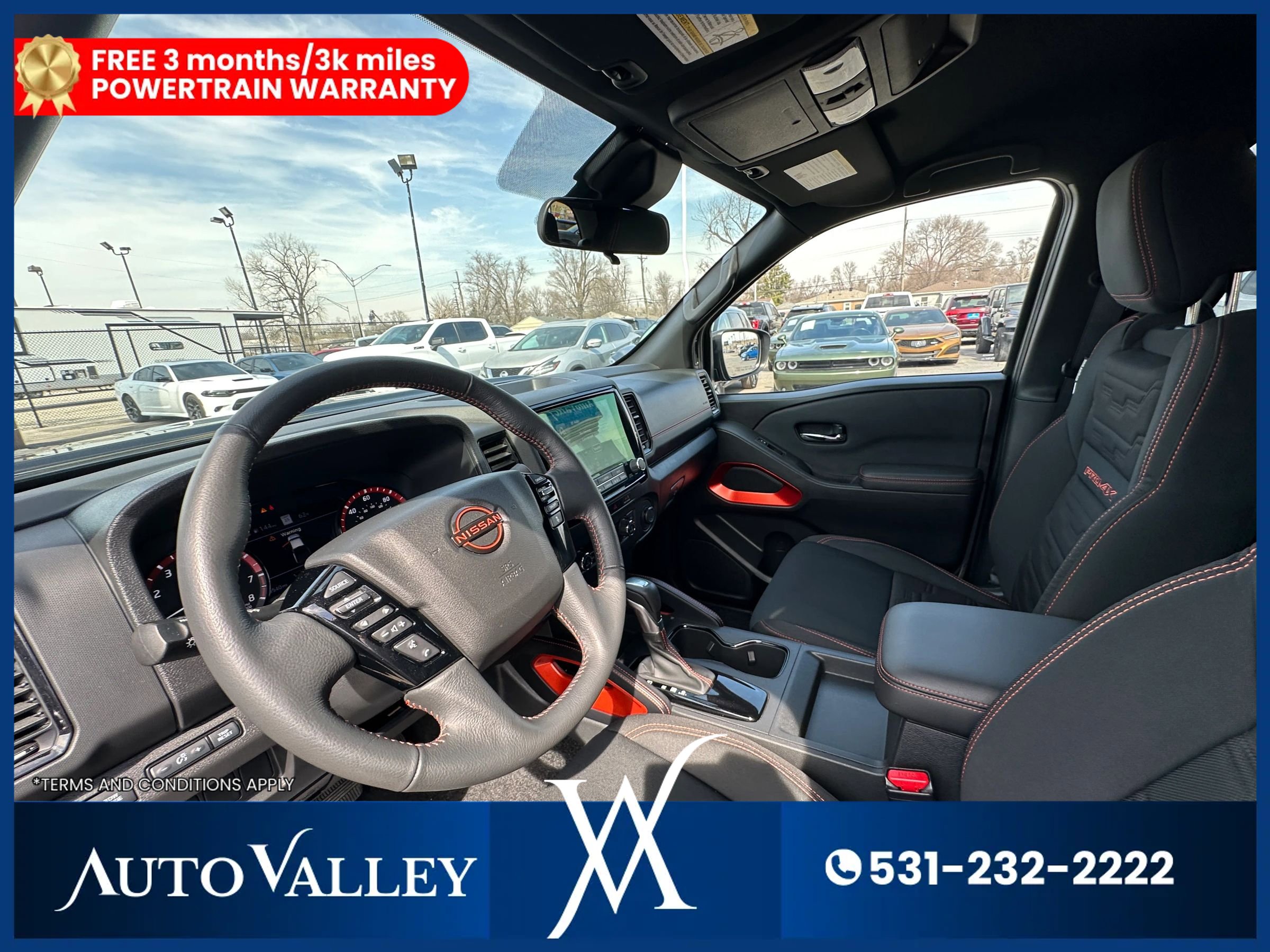 Used 2024 Nissan Frontier PRO-4X w/ Technology Package image 12