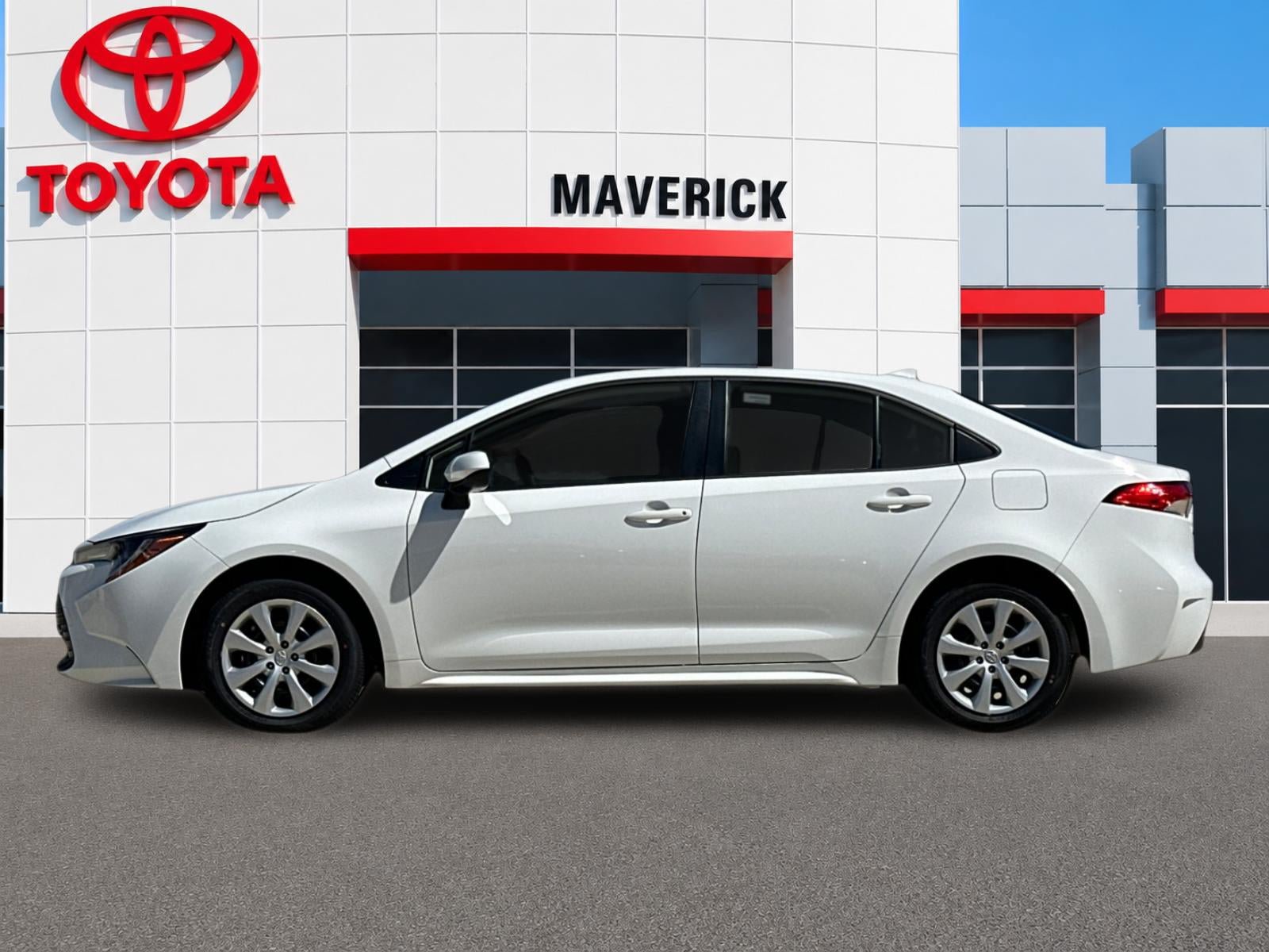 New 2027 Toyota Corolla LE FWD image 2