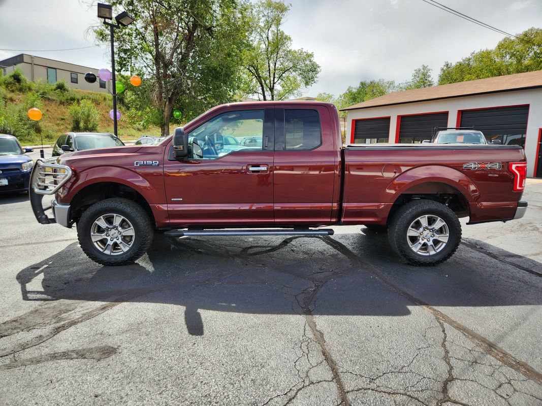 Used 2015 Ford F150 XLT w/ Equipment Group 301A Mid AWD/4WD image 8