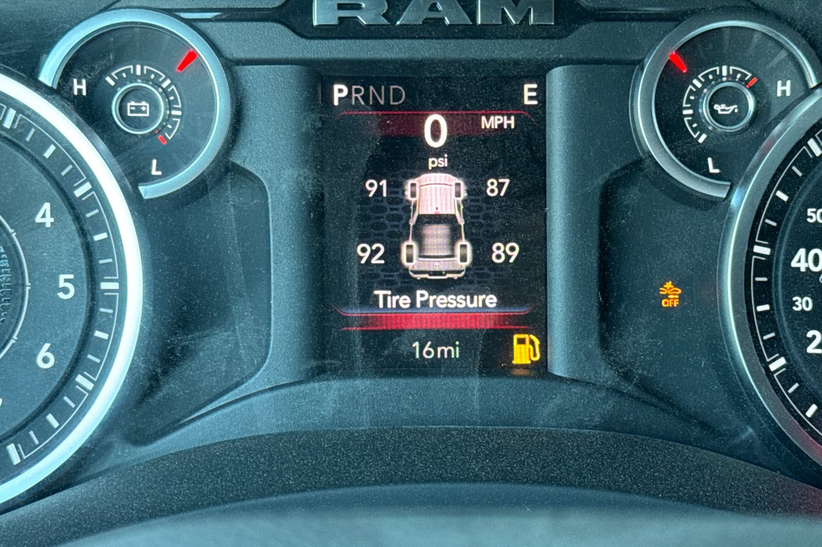 New 2026 RAM 2500 Big Horn AWD/4WD image 23