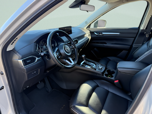Used 2025 MAZDA CX-5 AWD 2.5 S w/ Select Package image 4