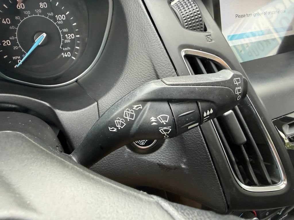 Used 2017 Ford Focus Titanium FWD image 19