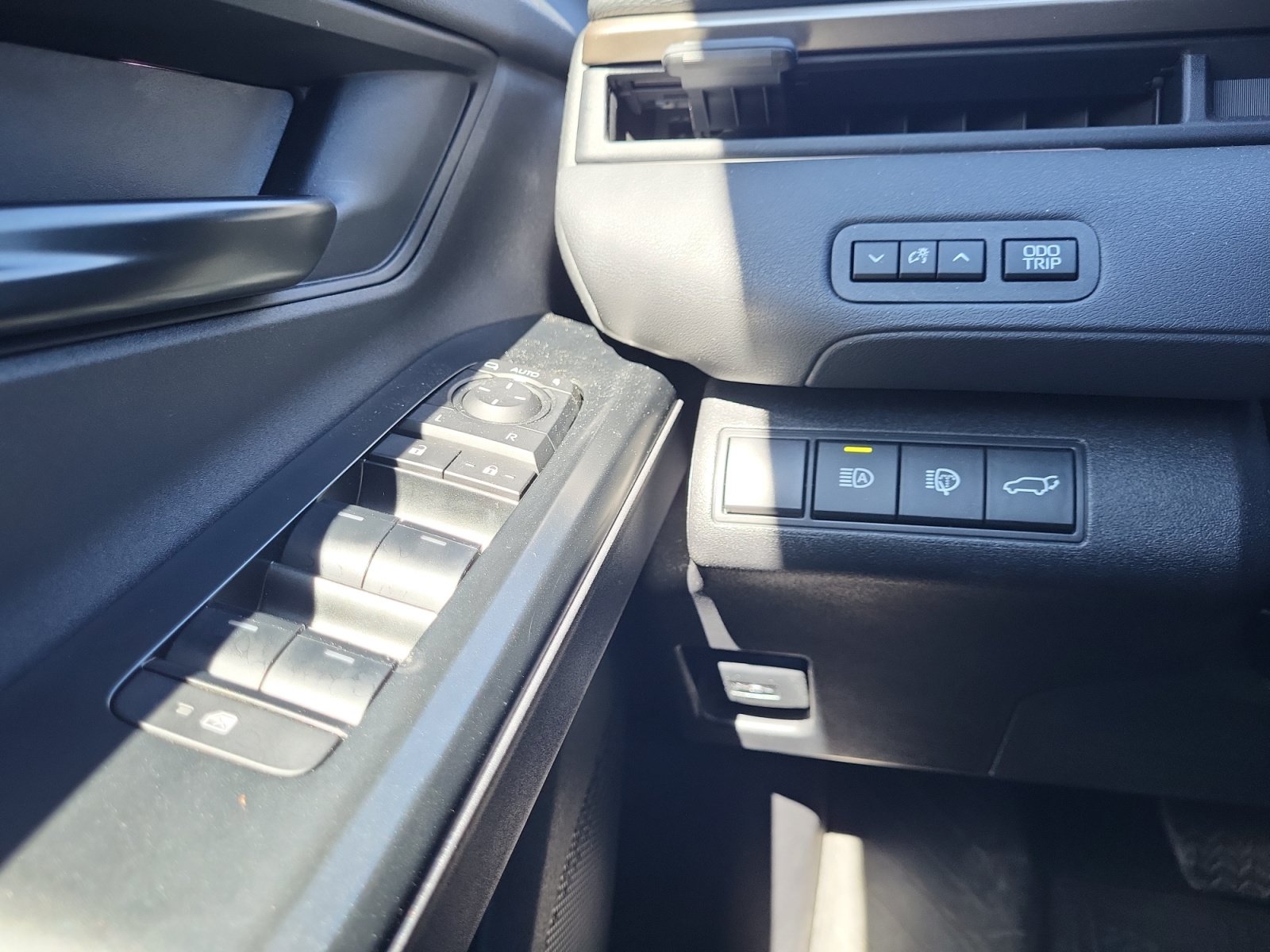 Certified 2026 Toyota bZ AWD/4WD image 24