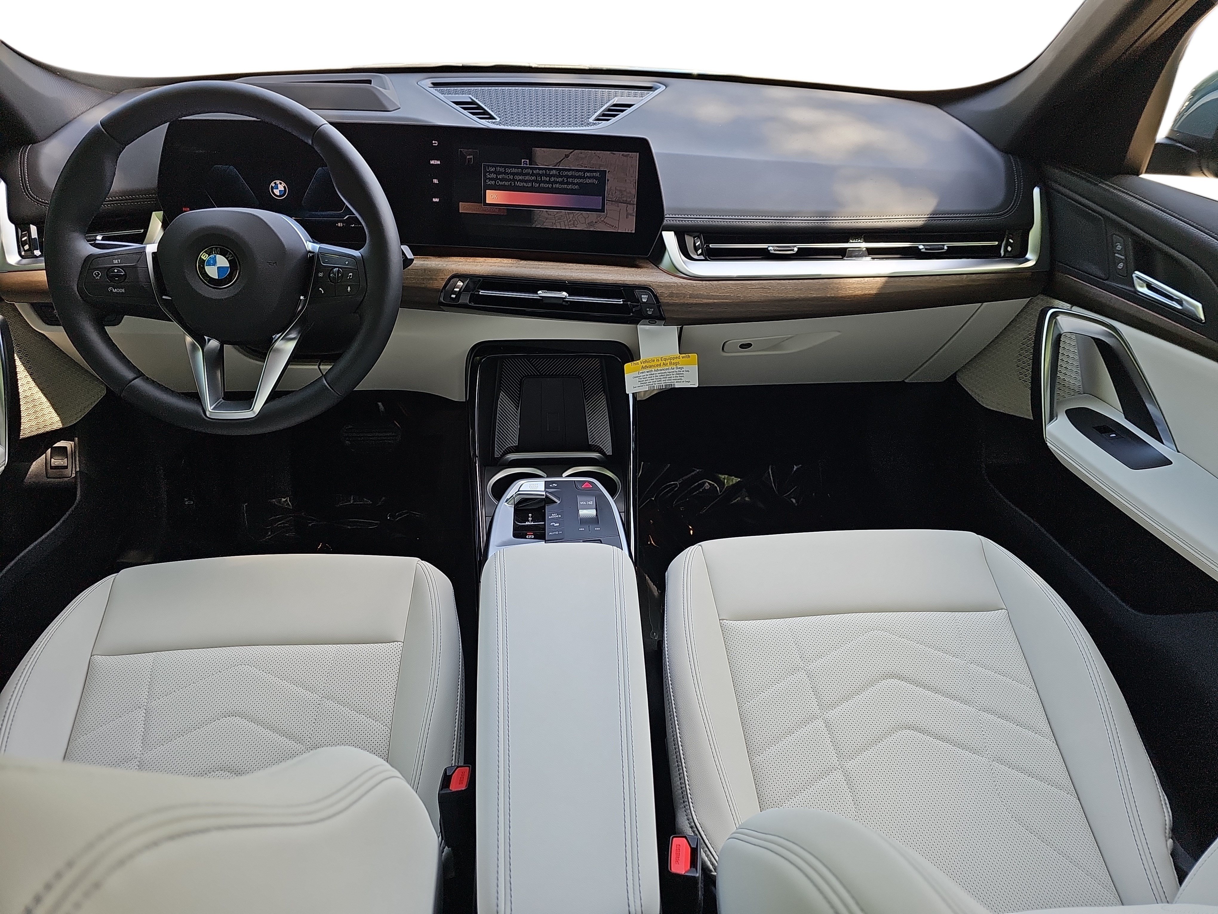 New 2026 BMW X1 xDrive28i w/ Technology Package AWD/4WD image 9