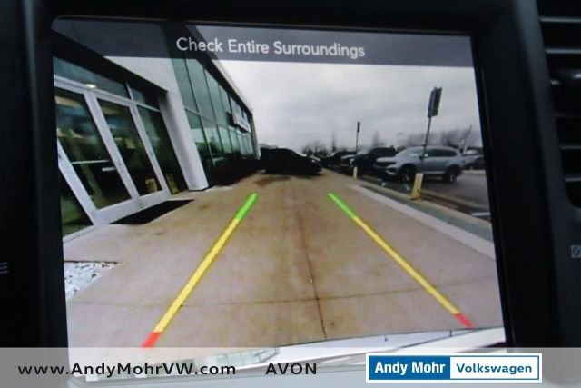 Used 2016 Chrysler 300 C image 39