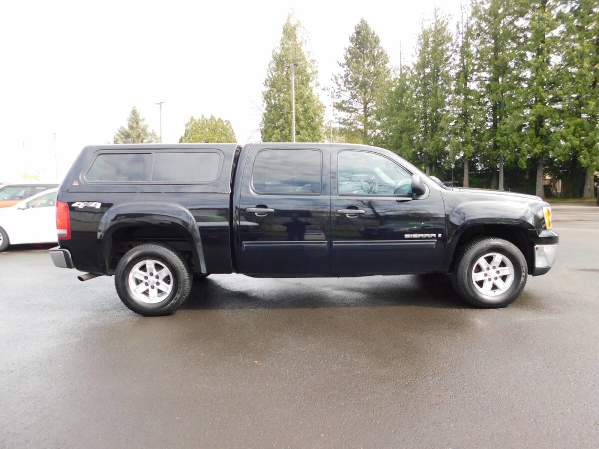 Used 2009 GMC Sierra 1500 SLE w/ Power Pack Plus image 16