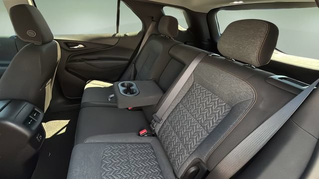 Used 2024 Chevrolet Equinox LT FWD image 19