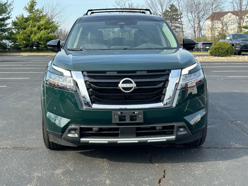 Used 2024 Nissan Pathfinder SL AWD/4WD video 2
