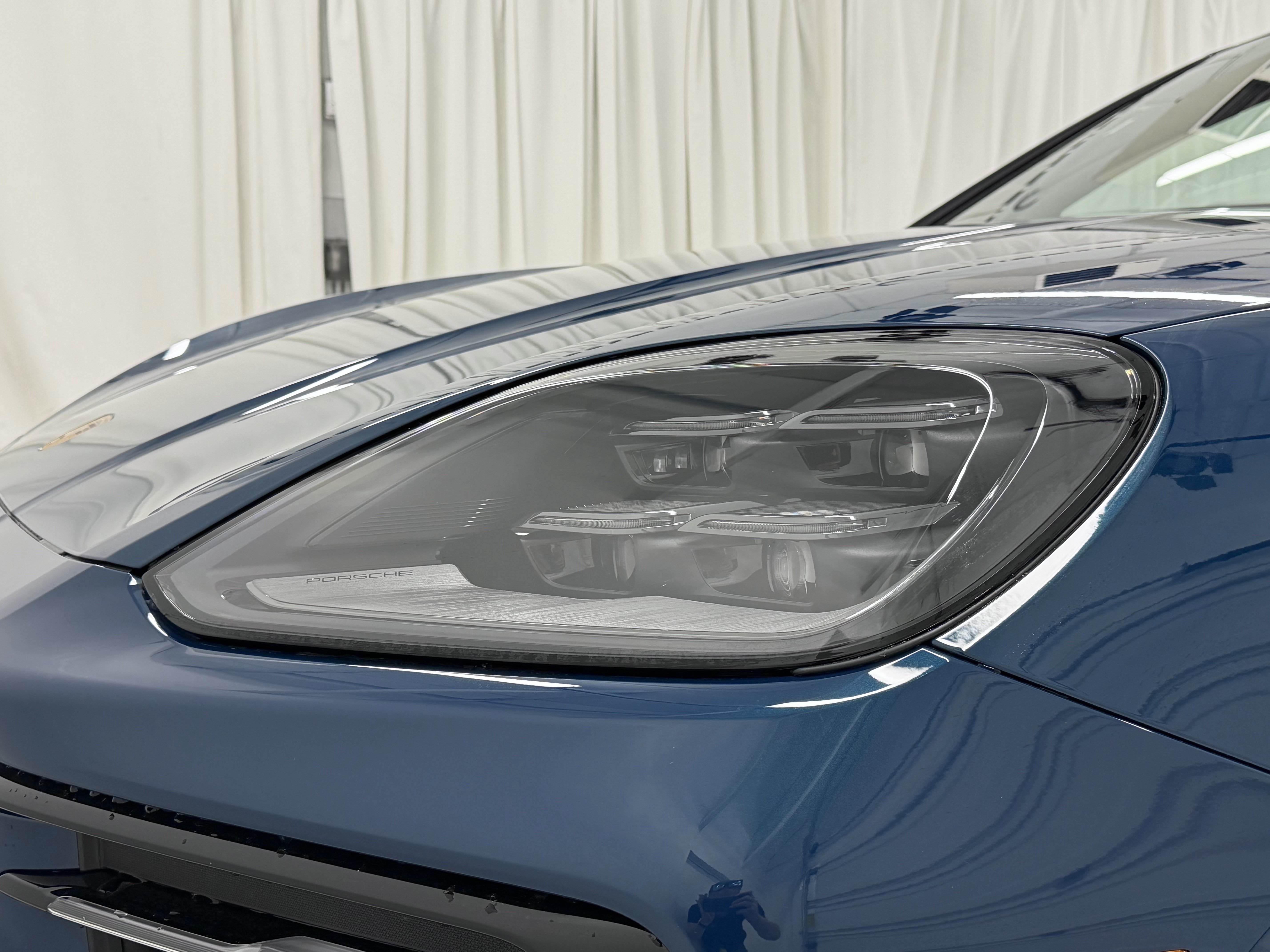 New 2026 Porsche Cayenne E-Hybrid AWD/4WD image 17