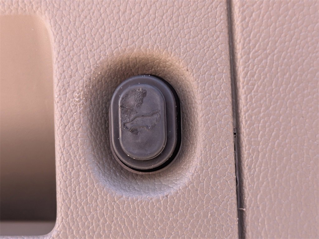 Used 2018 Chevrolet Tahoe Premier image 13