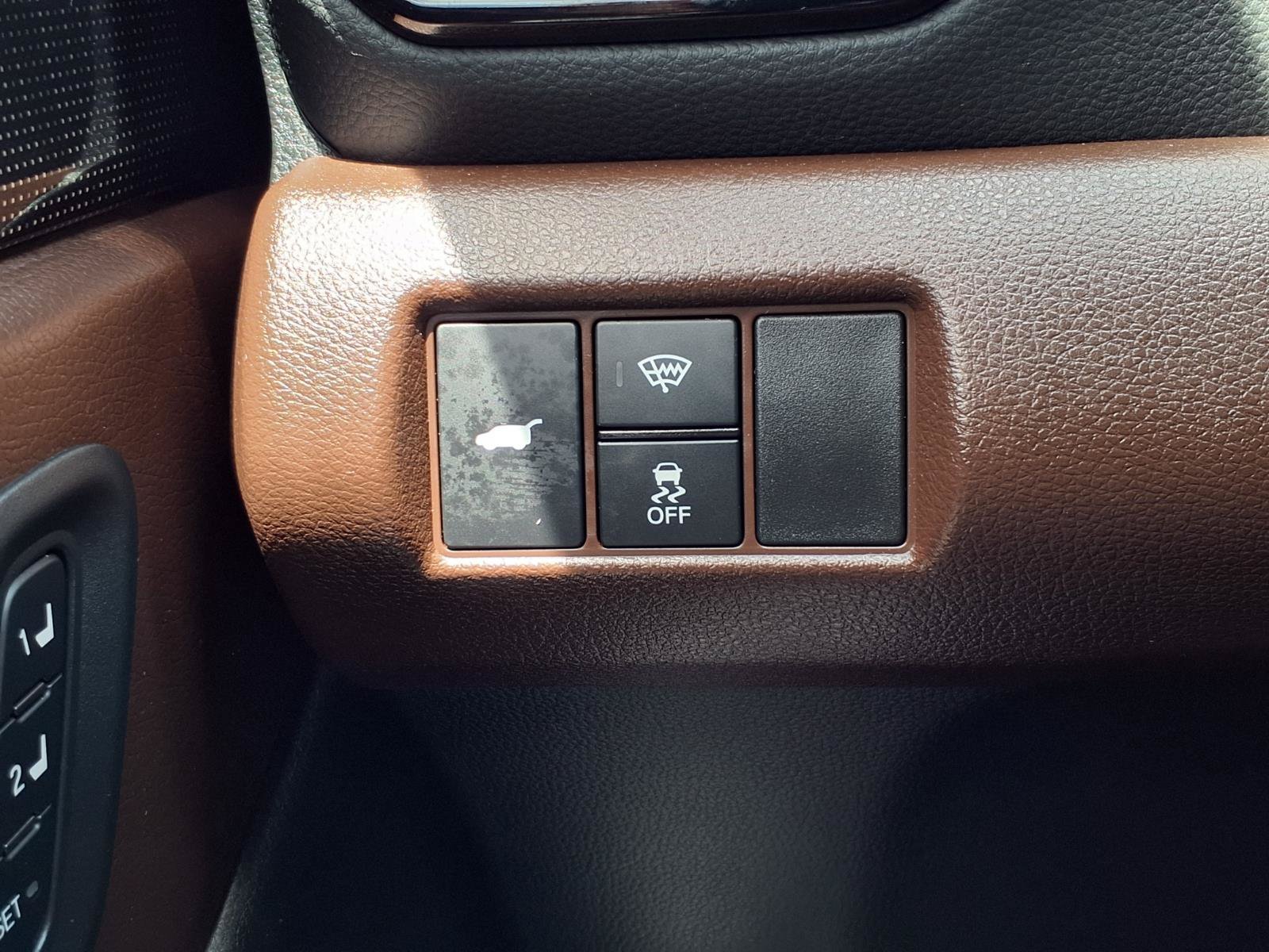 Used 2023 Honda Pilot Elite image 9