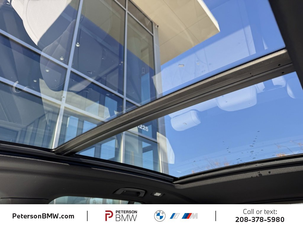 New 2026 BMW X5 xDrive50e image 36