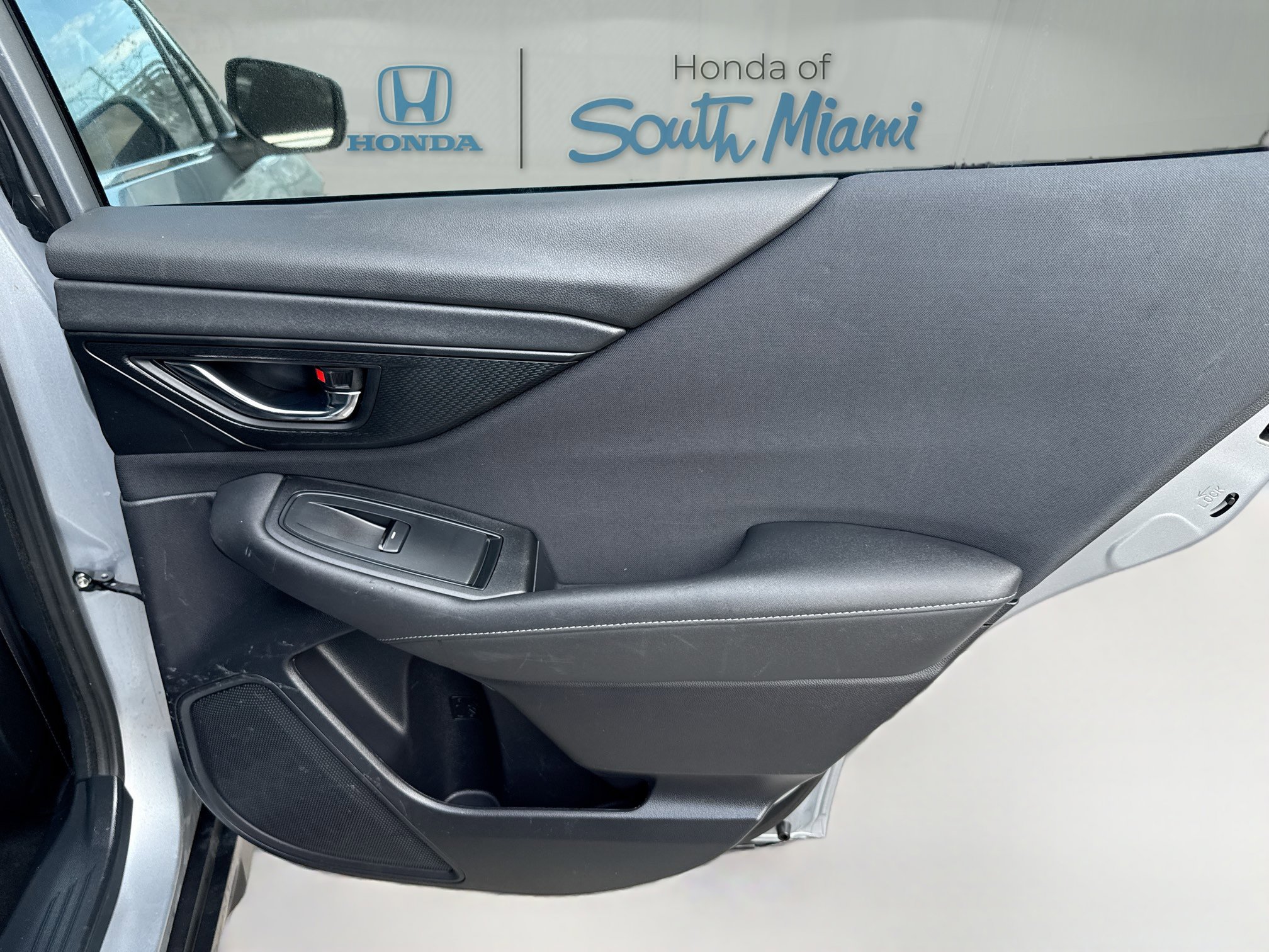 Used 2020 Subaru Outback Premium image 28