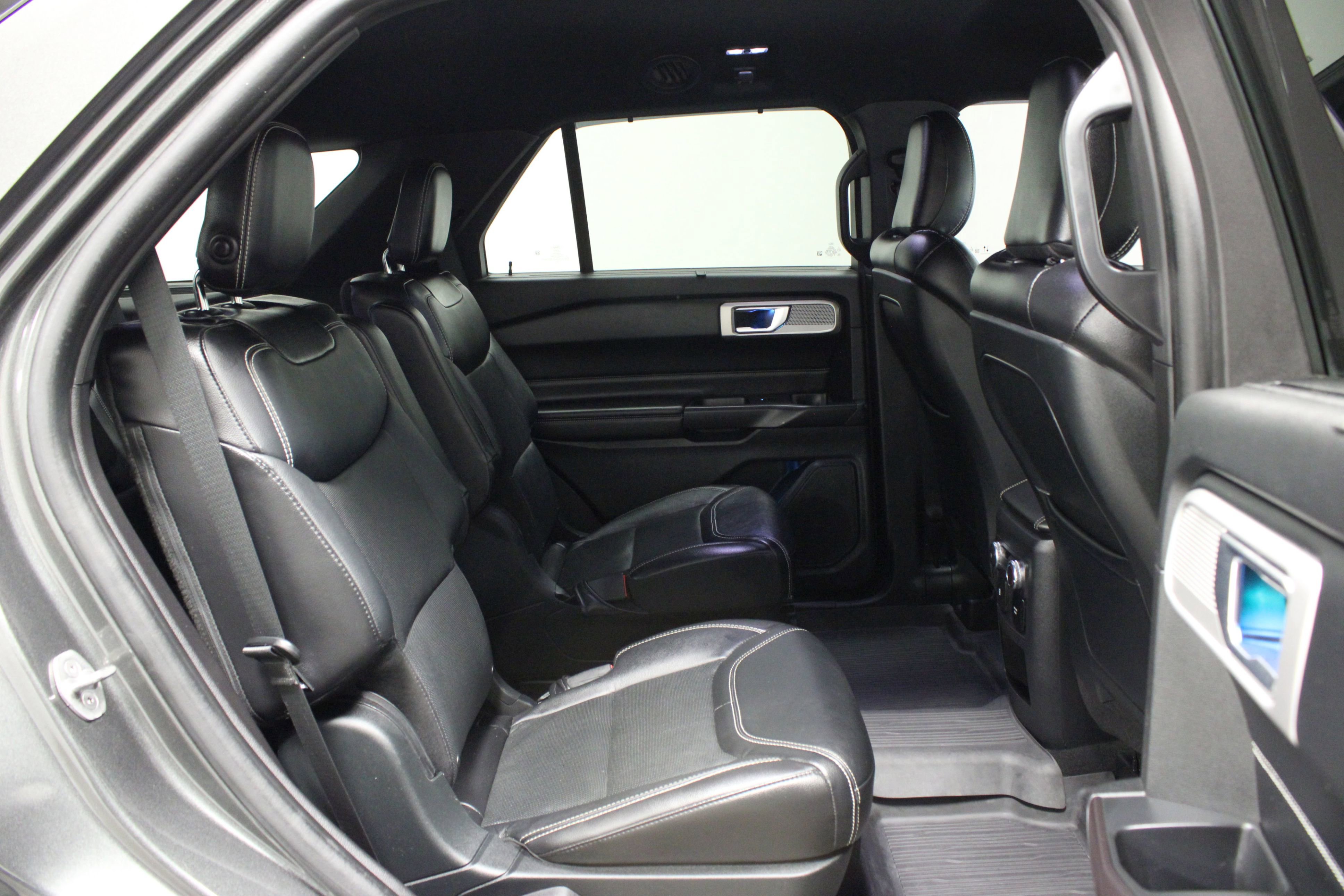 Used 2020 Ford Explorer ST AWD/4WD image 16
