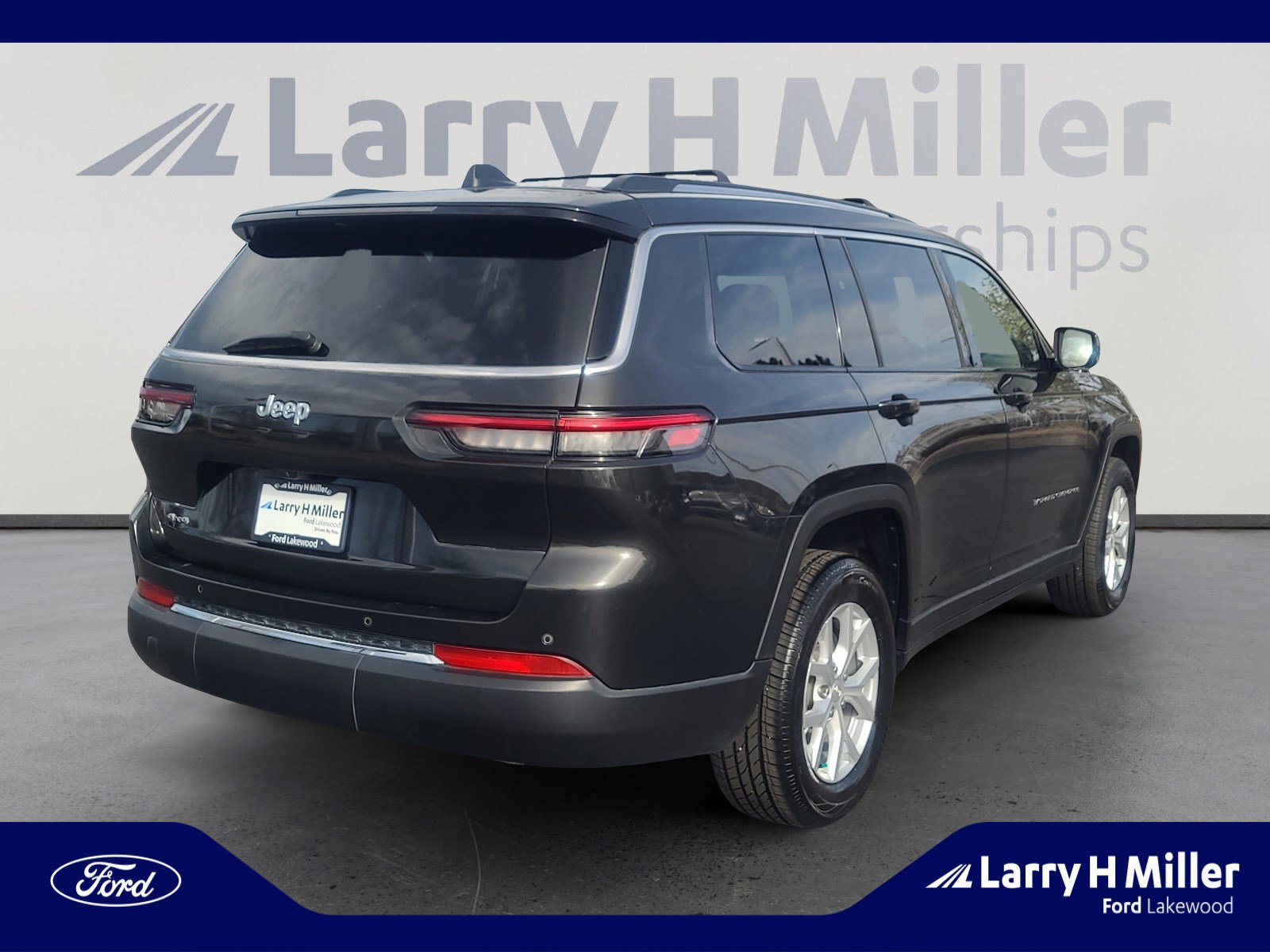 Used 2023 Jeep Grand Cherokee L Limited image 5