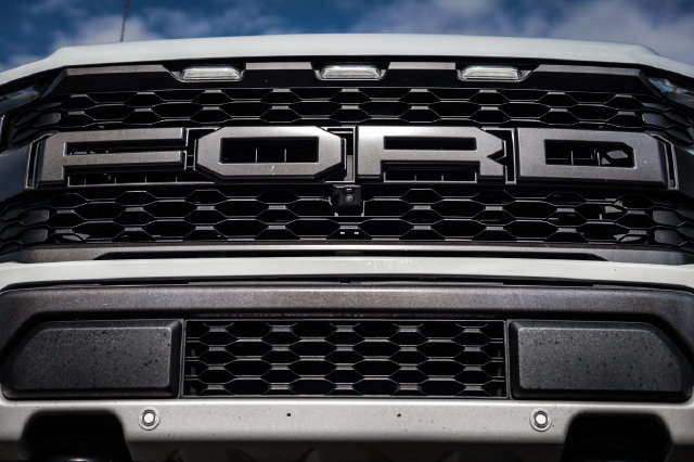 Used 2023 Ford F150 Raptor w/ Raptor 37 Performance Package AWD/4WD image 14
