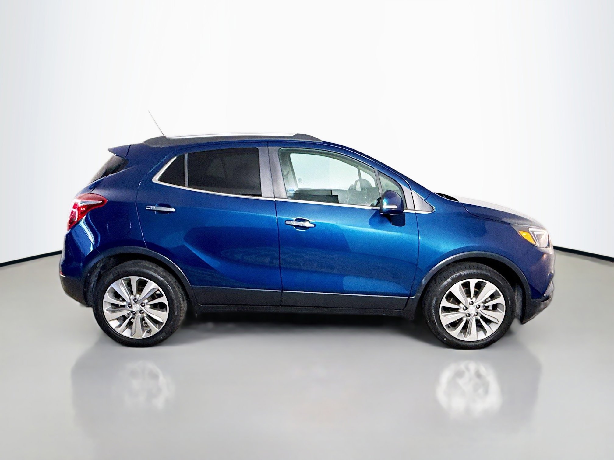 Used 2019 Buick Encore Preferred image 11
