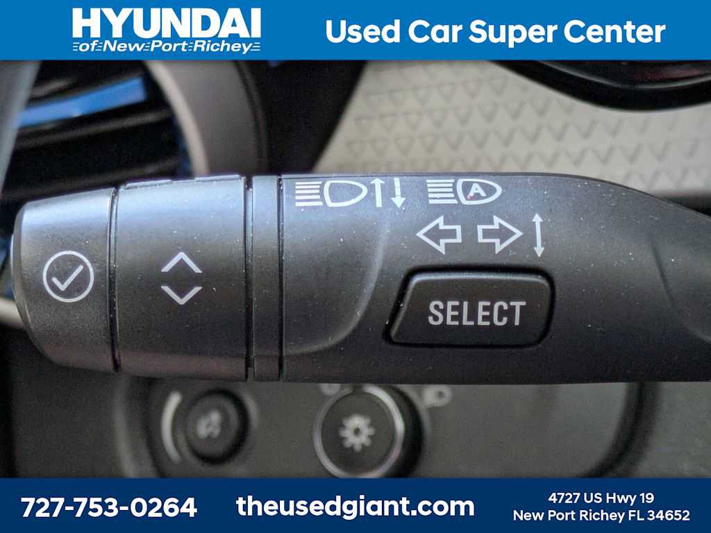 Used 2025 Chevrolet Trax LS FWD image 31