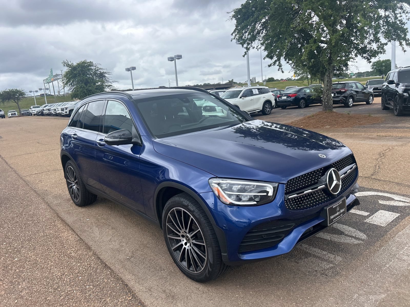 Used 2021 Mercedes-Benz GLC 300 image 11