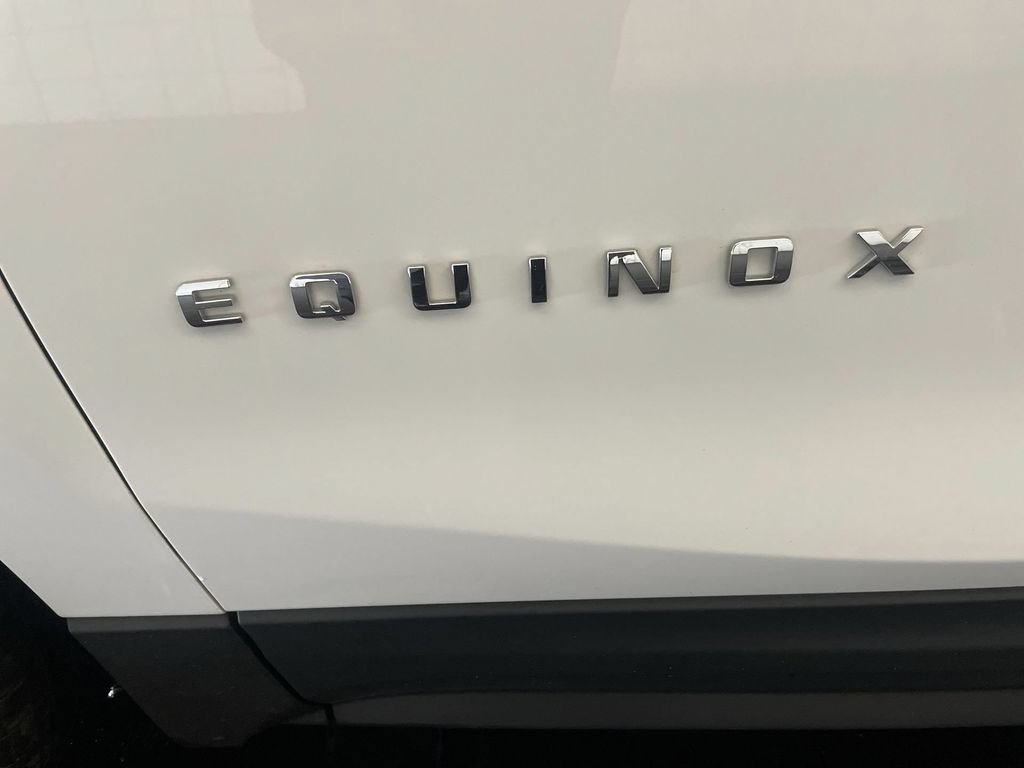 Used 2024 Chevrolet Equinox LT FWD image 22