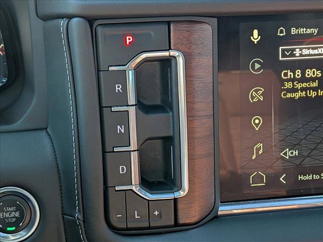 Used 2024 GMC Yukon Denali Ultimate AWD/4WD image 13